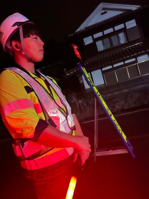 交通誘導警備の現場作業